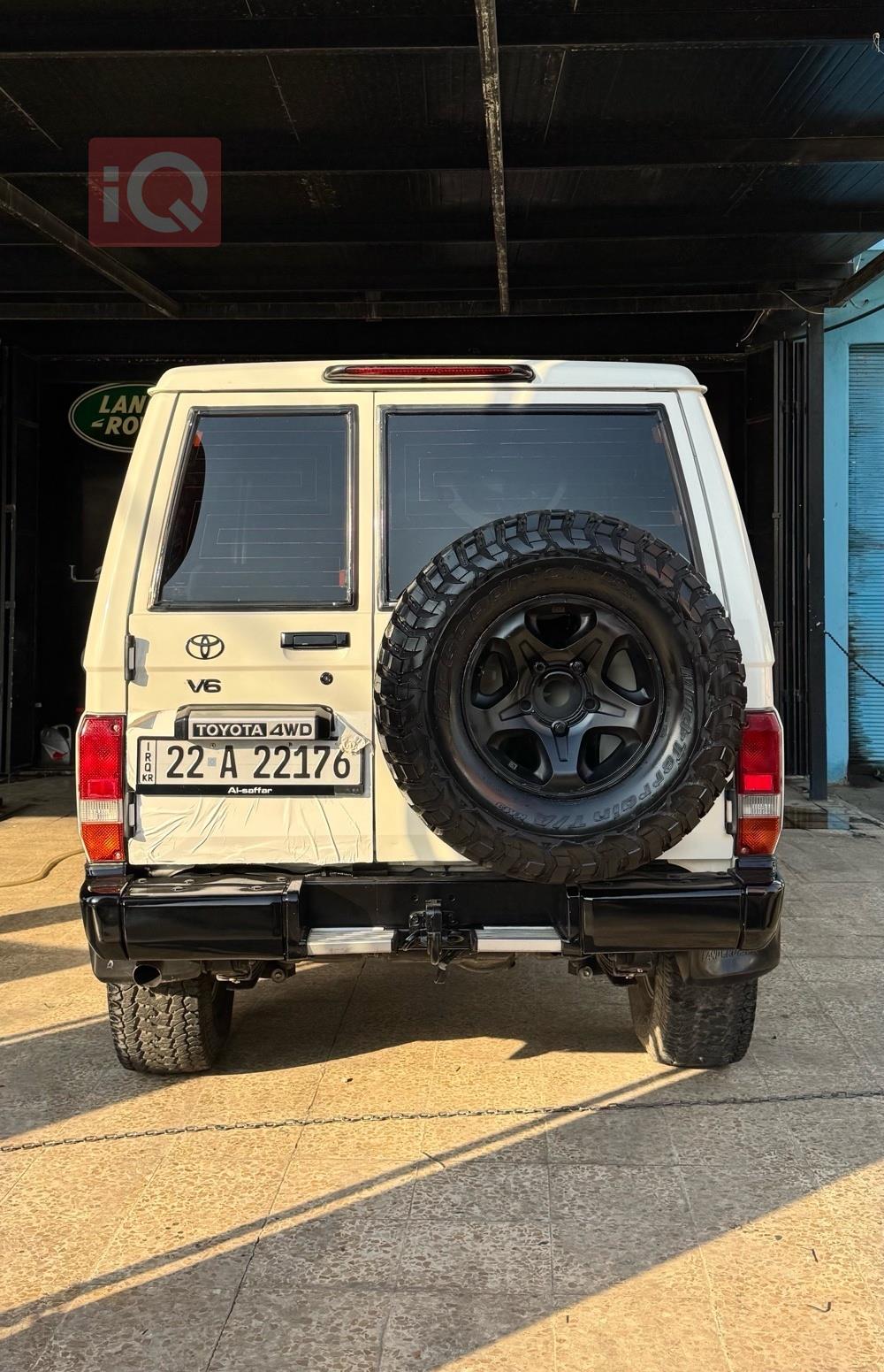 Toyota Land Cruiser 70